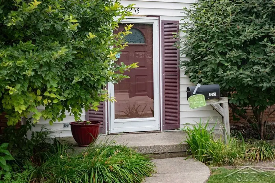 2255 Mayfield RD, Saginaw, MI 48602 - #3