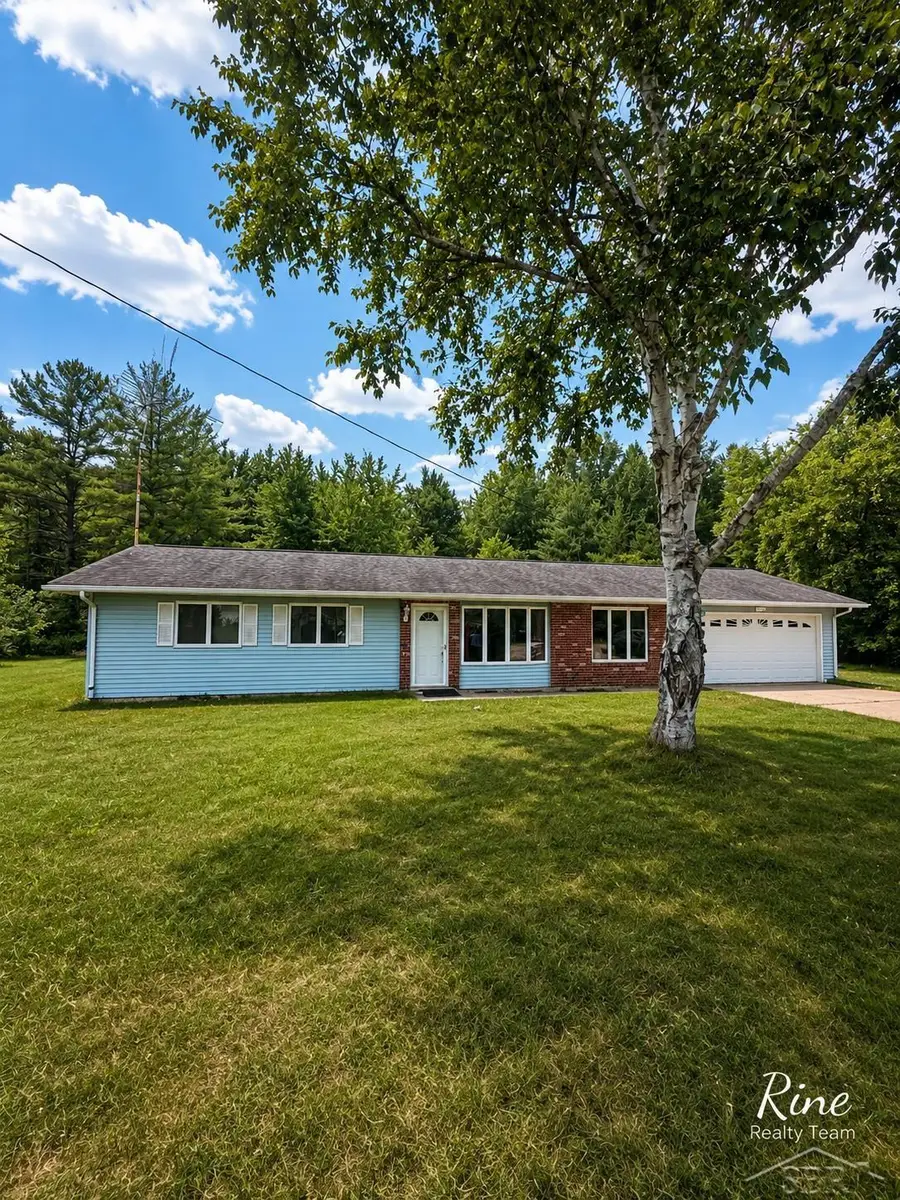 5910 E Baseline RD, Mount Pleasant, MI 48858 - #2