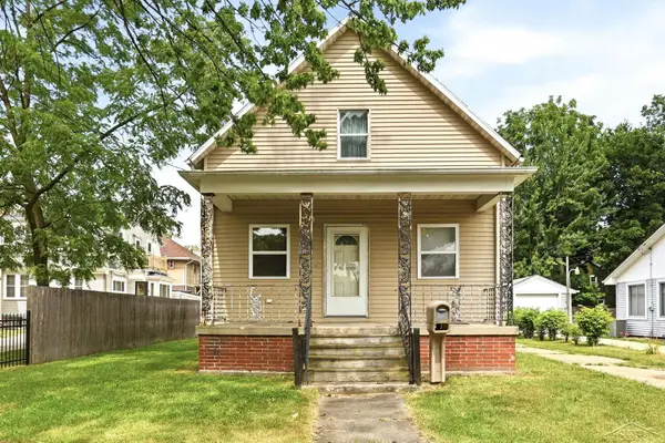 1427 Brown ST, Saginaw, MI 48601