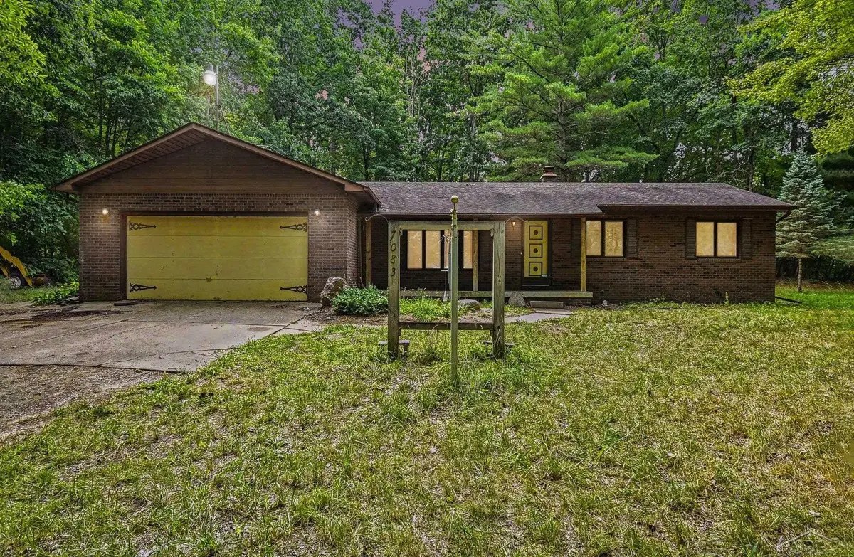 7083 S Orr RD, Saint Charles, MI 48655 - #1