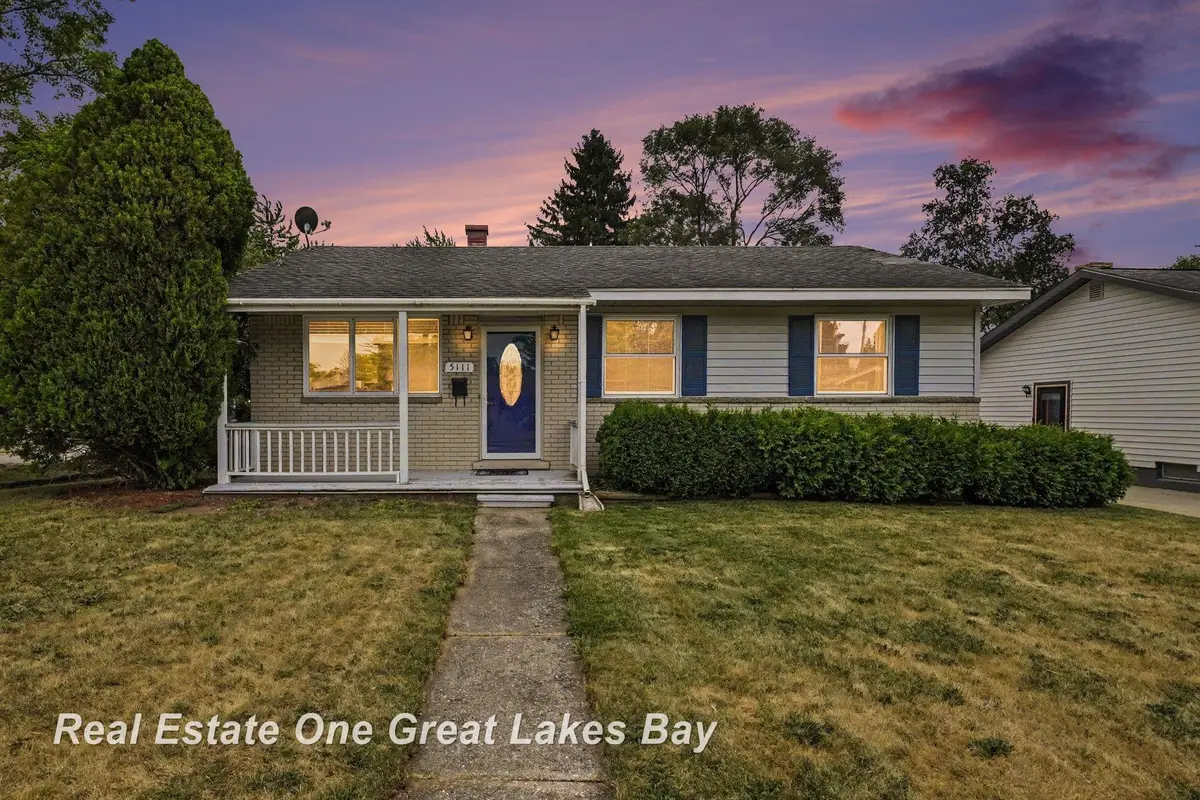5111 Winston DR, Swartz Creek, MI 48473 - #1
