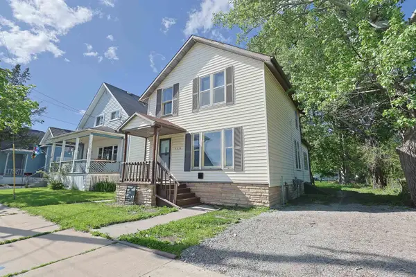 1813 3rd St ST, BayCity, MI 48706