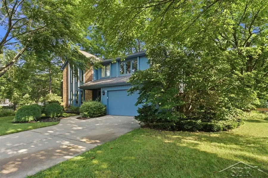 2305 Plymouth ST, Midland, MI 48642 - #3