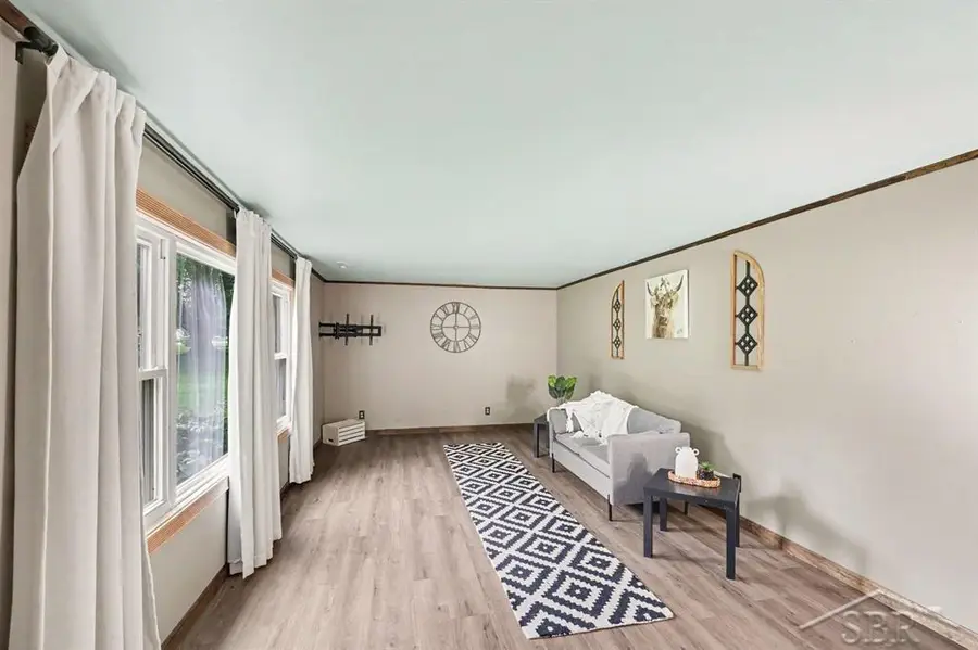 1375 S Poseyville RD, Midland, MI 48640 - #3