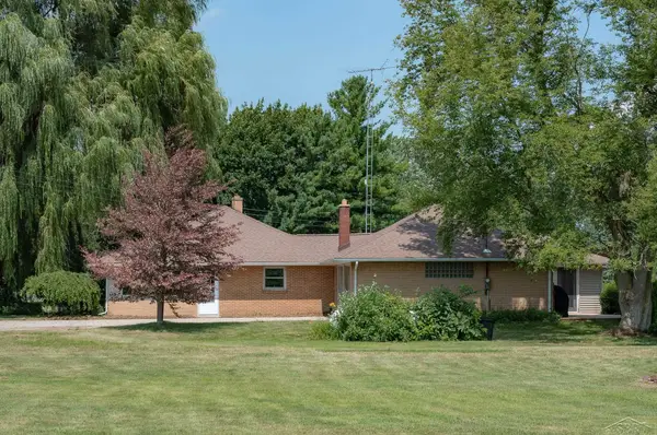 1440 N Iva RD, Hemlock, MI 48626