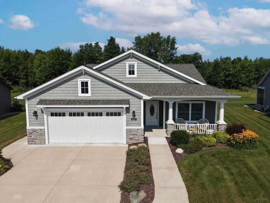 6207 Diamond View West DR, Midland, MI 48642 - #2