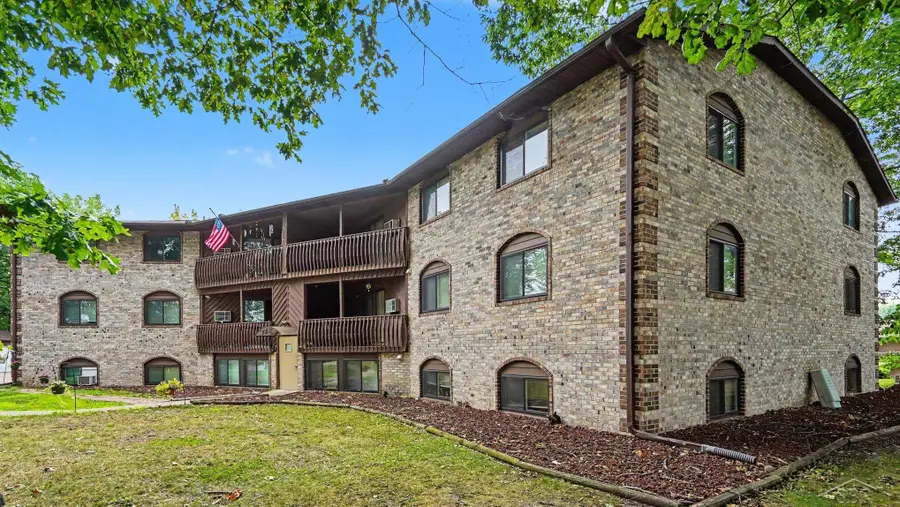 3339 S Cabaret TRL, Saginaw, MI 48603 - #2