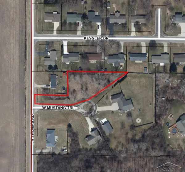 W Mustang Trail - A TRL, Saginaw, MI 48609