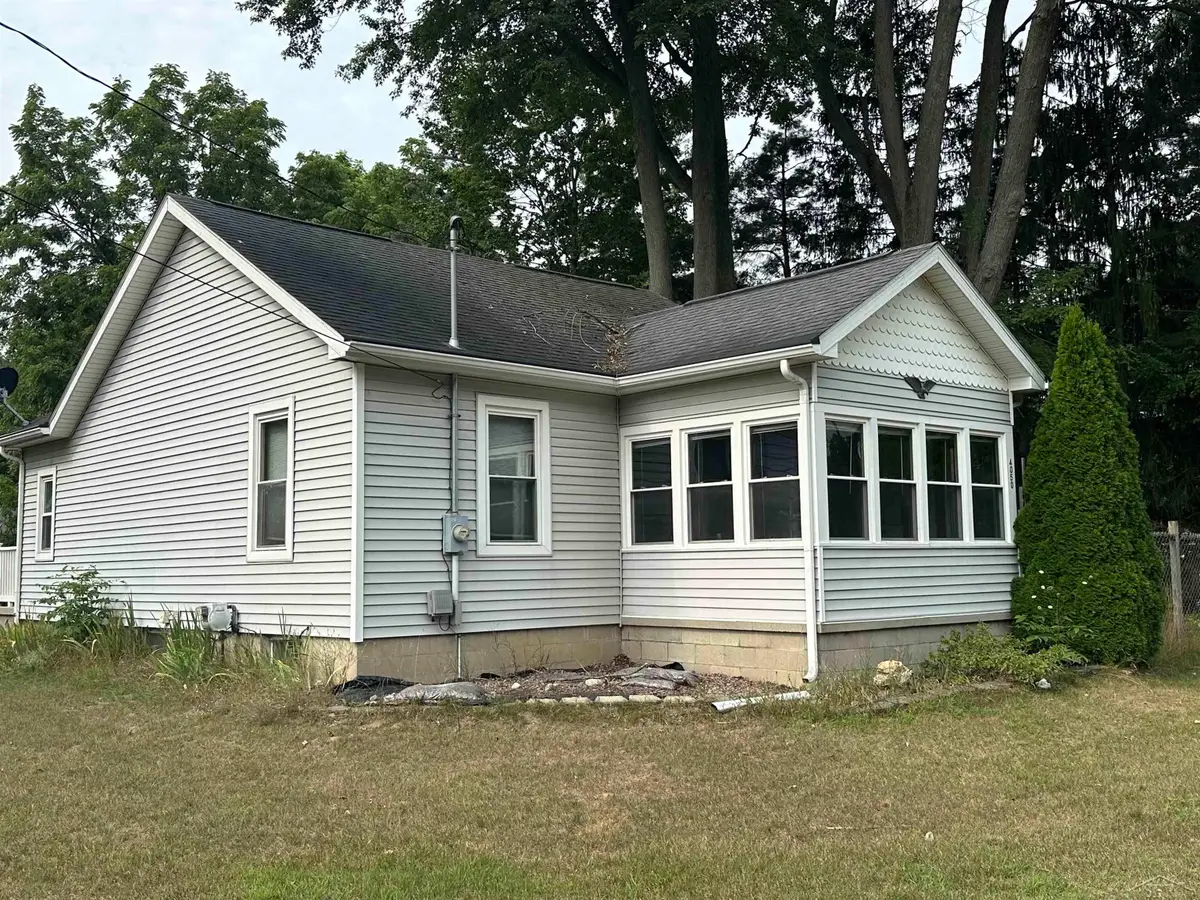 4050 Williamson RD, Saginaw, MI 48603 - #1