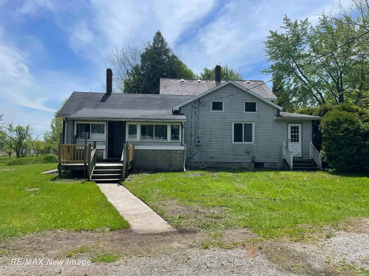 360 N Block RD, Reese, MI 48757 - #1