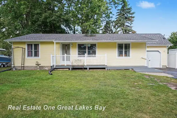 4426 S 9 mile RD, Auburn, MI 48611