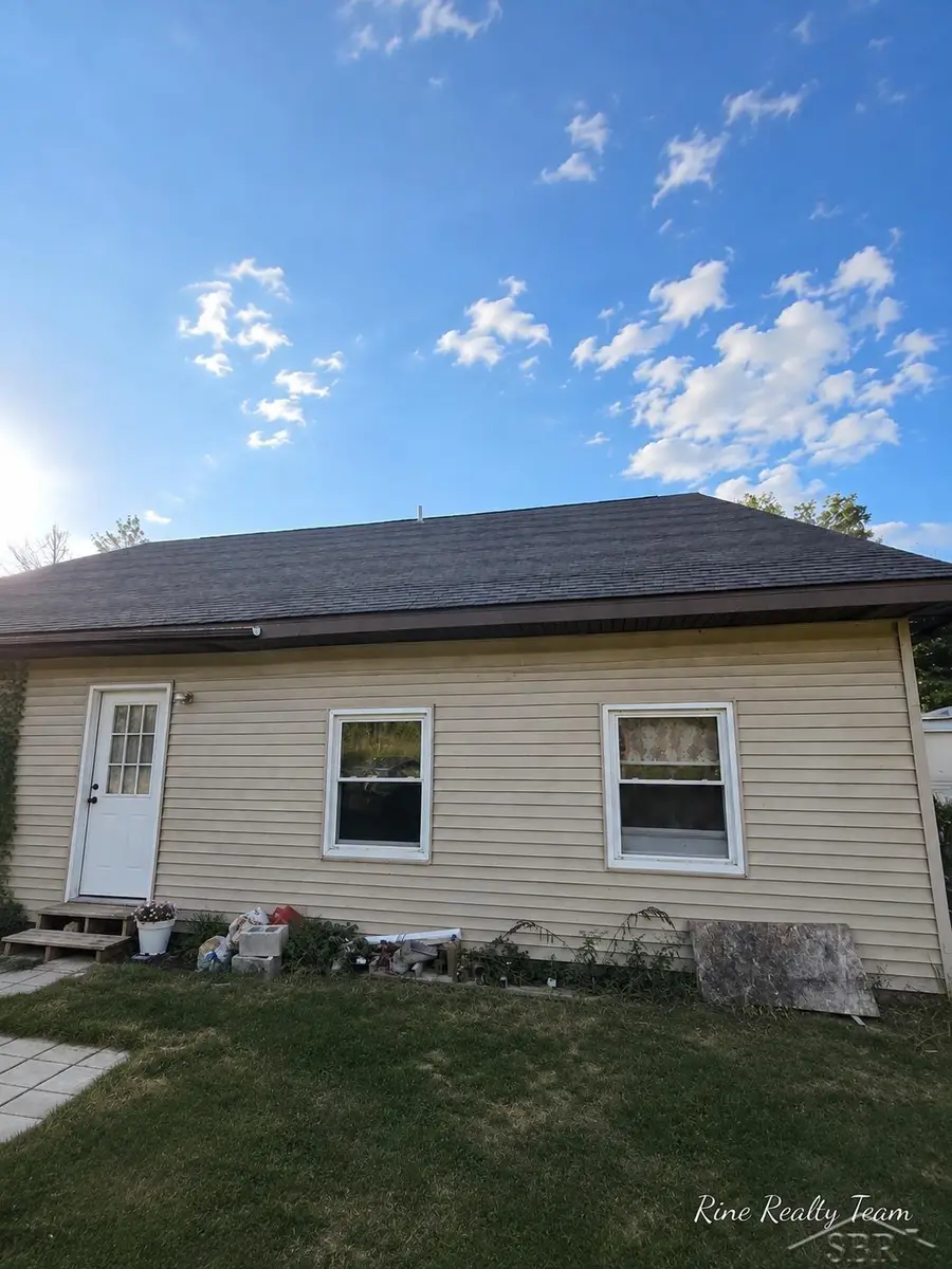 2561 E Manor RD, Au Gres, MI 48703 - #3