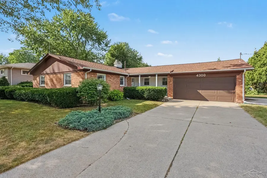 4300 Clement DR, Saginaw, MI 48603 - #2