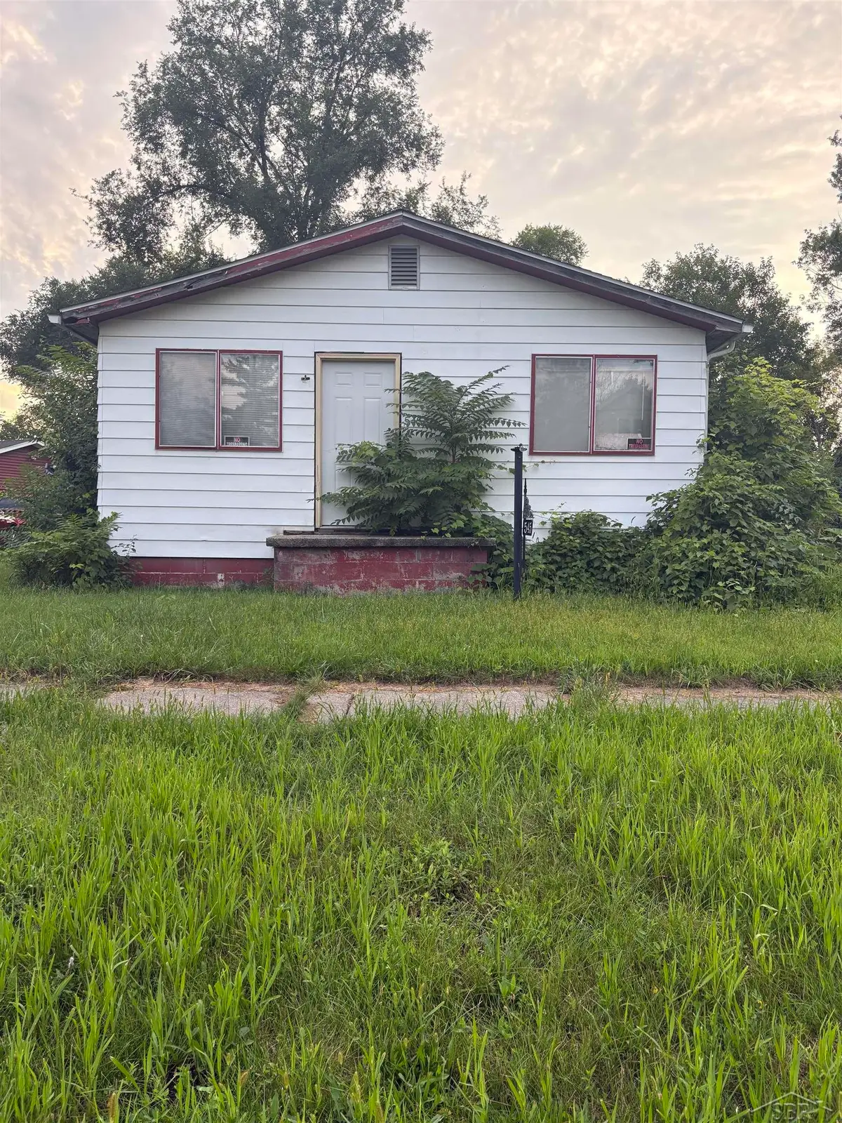545 S 10th ST, Saginaw, MI 48601 - #1