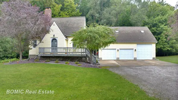3934 Grotto RD, Bridgeport, MI 48722