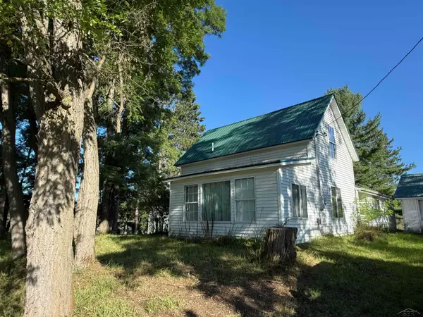 3815 E Greenwood DR, Prescott, MI 48756