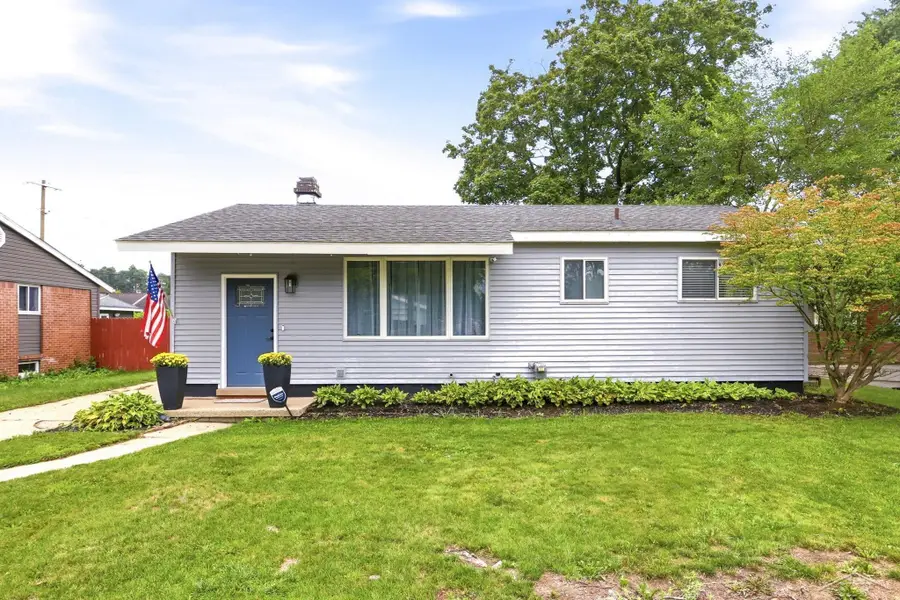 1414 Clay ST, Midland, MI 48642 - #2