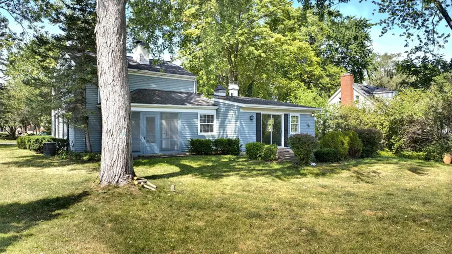 1714 Avalon AVE, Saginaw, MI 48638 - #3