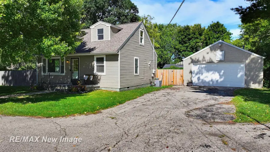 4320 W Michigan AVE, Saginaw, MI 48638 - #2