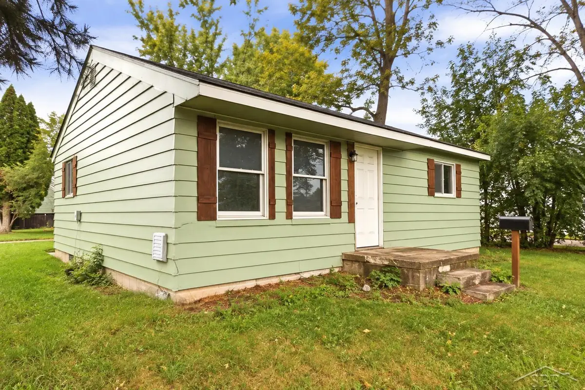 5025 Lodge ST, Saginaw, MI 48601 - #1