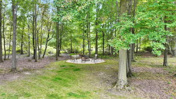 3116 N Gleaner RD, Freeland, MI 48623