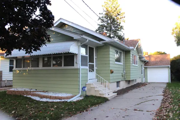 2016 Avon ST, Saginaw, MI 48602