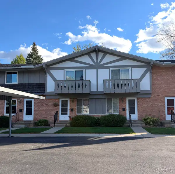933 W Ardussi ST, Frankenmuth, MI 48734