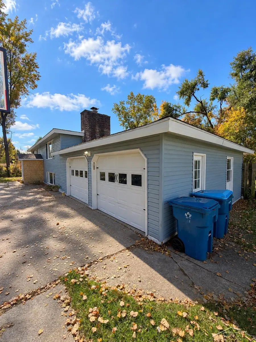 6381 N Middle Road RD, Hope, MI 48628 - #3