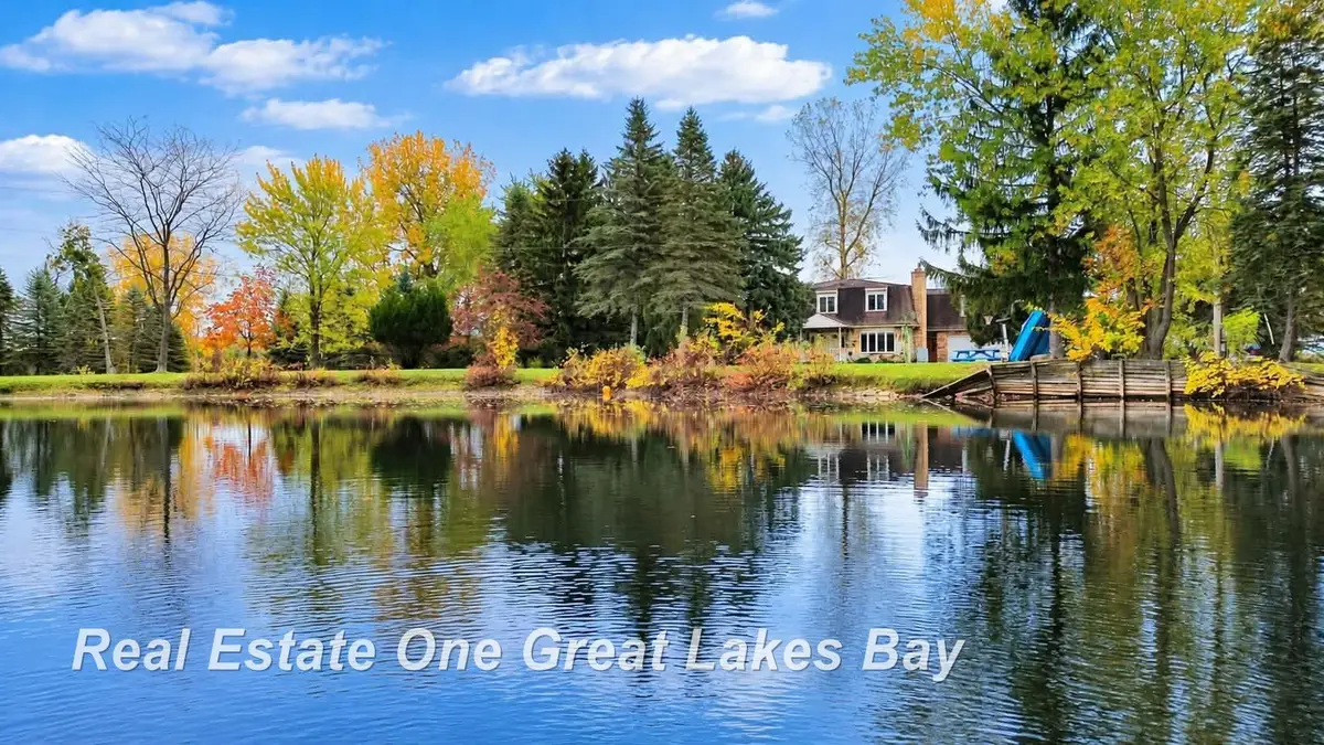 5775 N Graham RD, Freeland, MI 48623 - #1