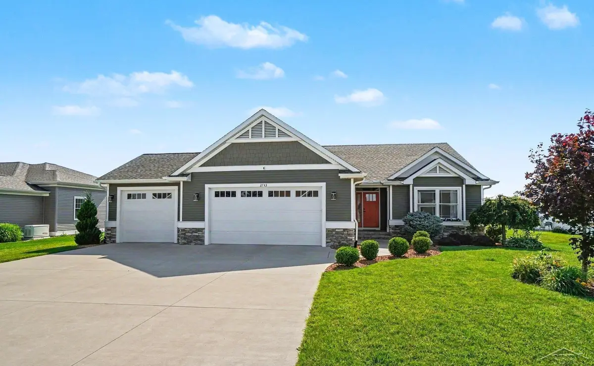 2743 Limerick DR, Bay City, MI 48706 - #1