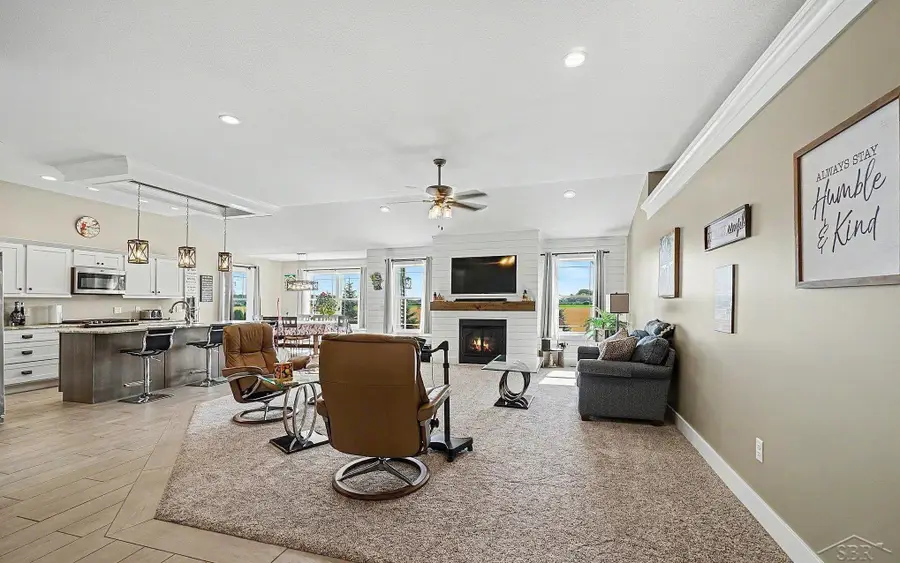 2743 Limerick DR, Bay City, MI 48706 - #2