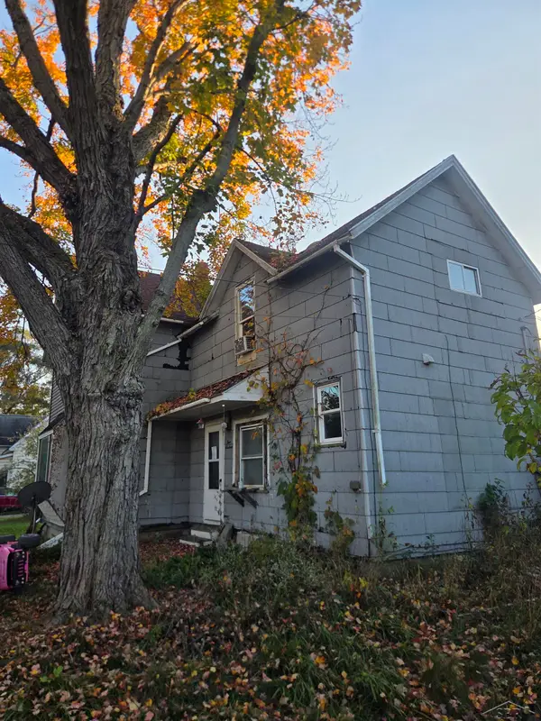 516 S Grover AVE, Alma, MI 48801