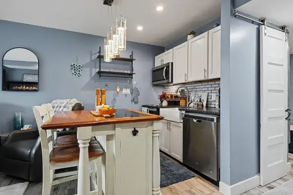 2432 E Tennis CT, BayCity, MI 48706