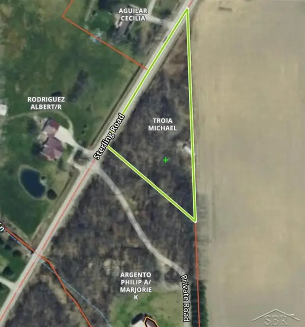 Sterling RD, Lynn, MI 48097