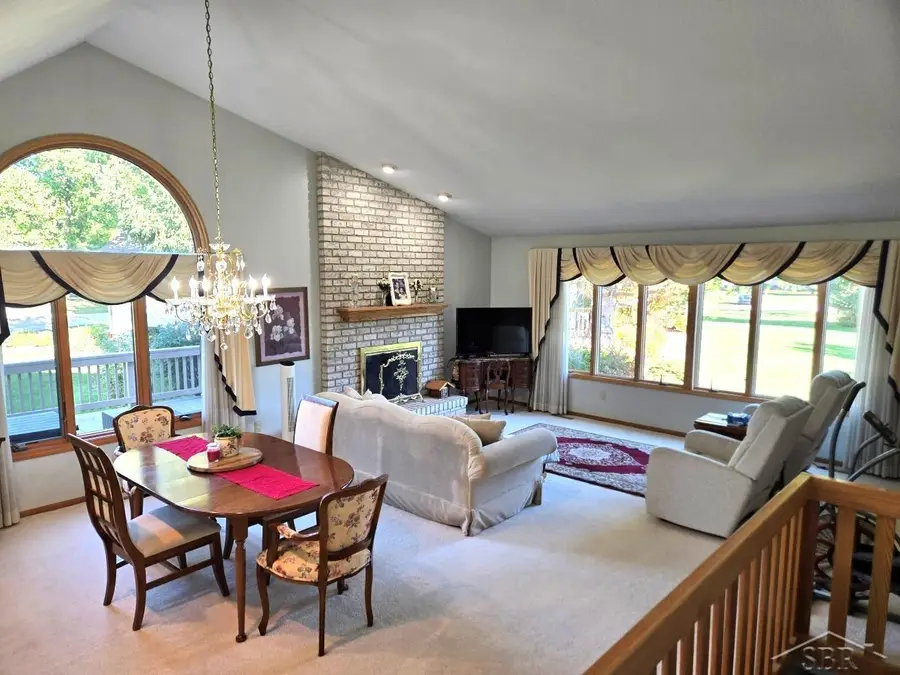 5601 Spring Knoll DR, Monitor, MI 48706 - #3