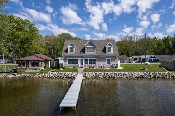243 E Rose Road, Coldwater, MI 49036