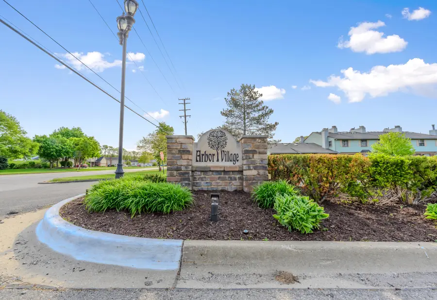 1951 Arbor Way N, Canton, MI 48188 - #2