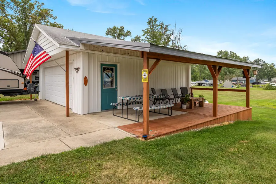 418 W Russell Drive, Coldwater, MI 49036 - #3