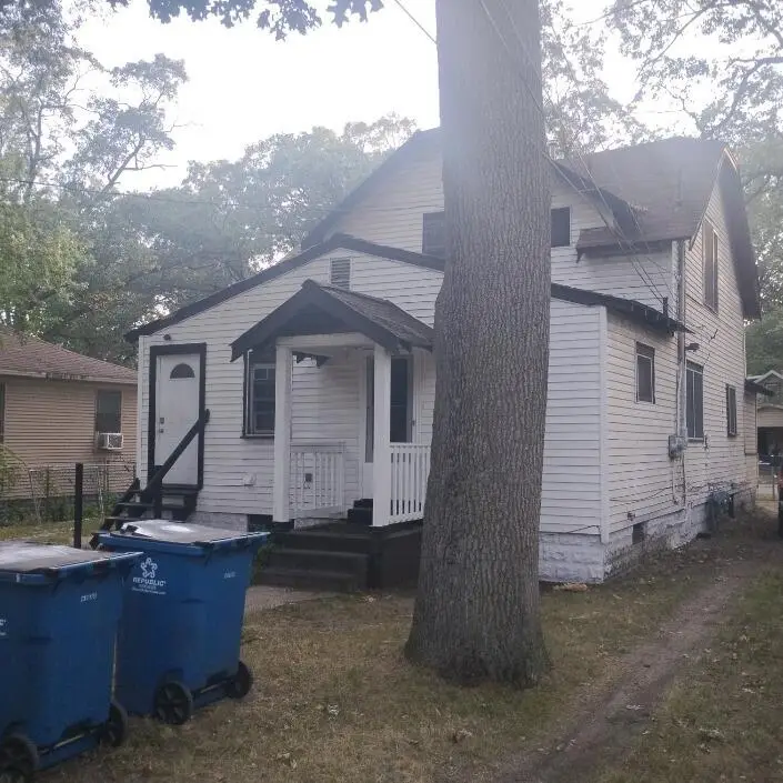 2920 8th Street, Muskegon Heights, MI 49444 - #2