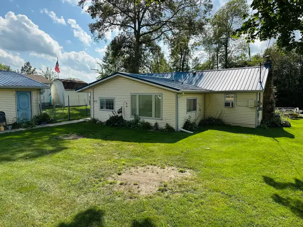 2370 Cedar Drive, Reading, MI 49274