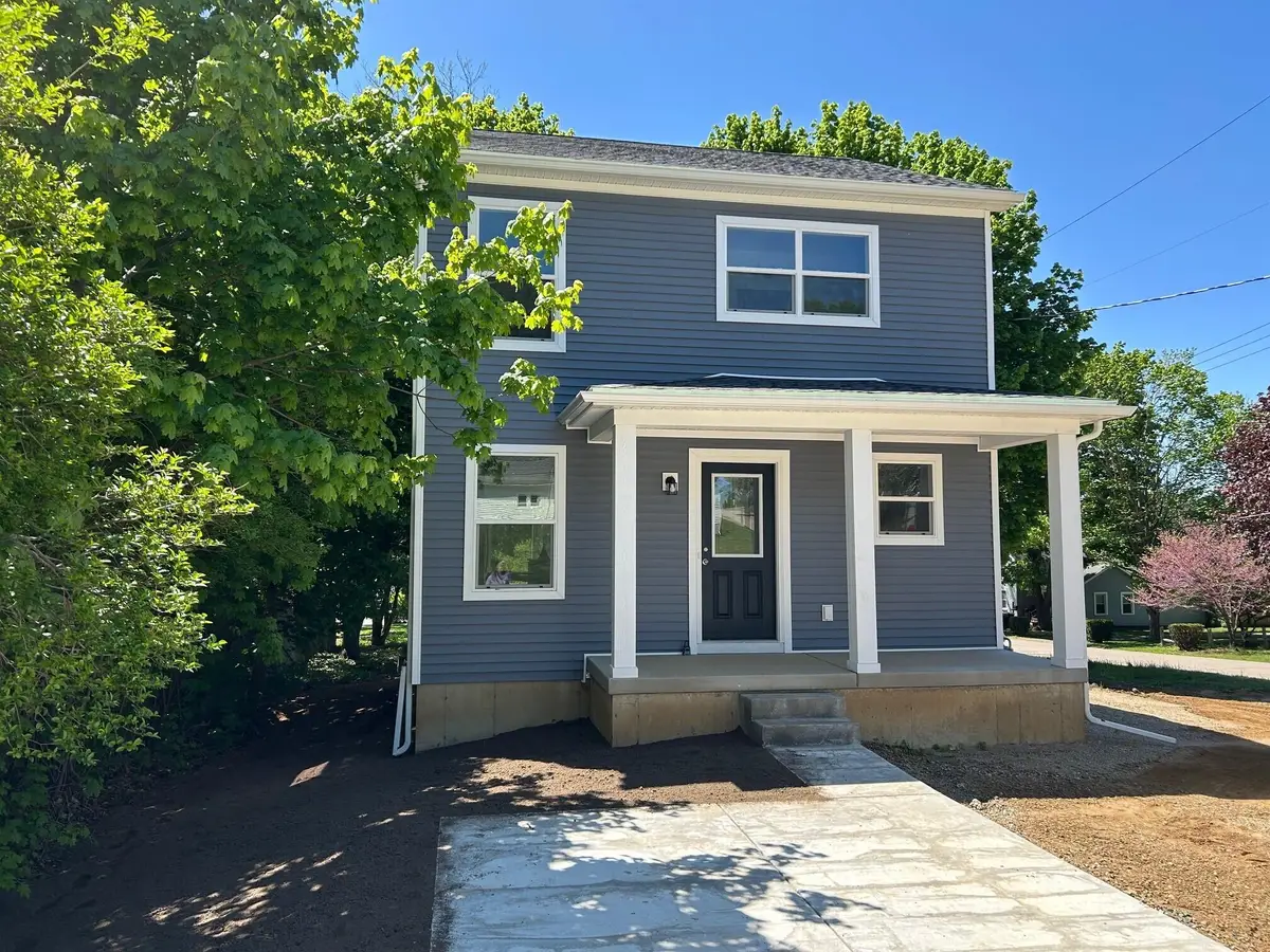 606 Clinton Street, Marshall, MI 49068 - Image #1