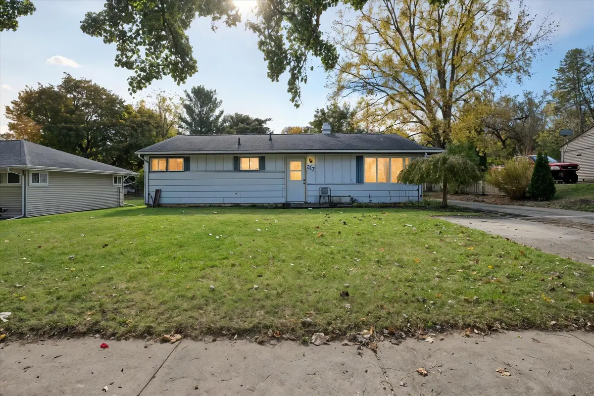 217 W Hughes Street, Marshall, MI 49068 - Image #1
