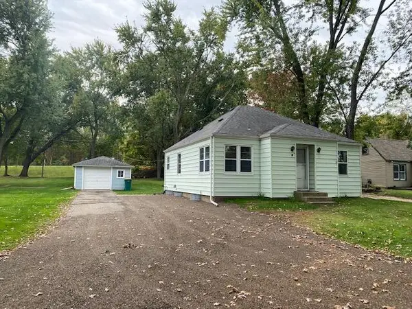 19 N 24th Court, Springfield, MI 49037