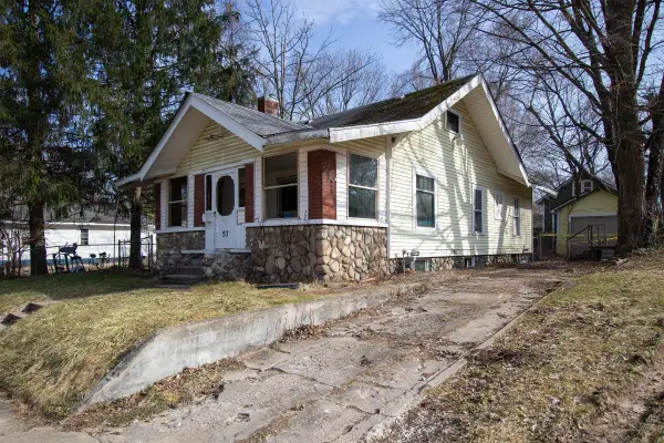 57 Seivour Avenue, BattleCreek, MI 49037