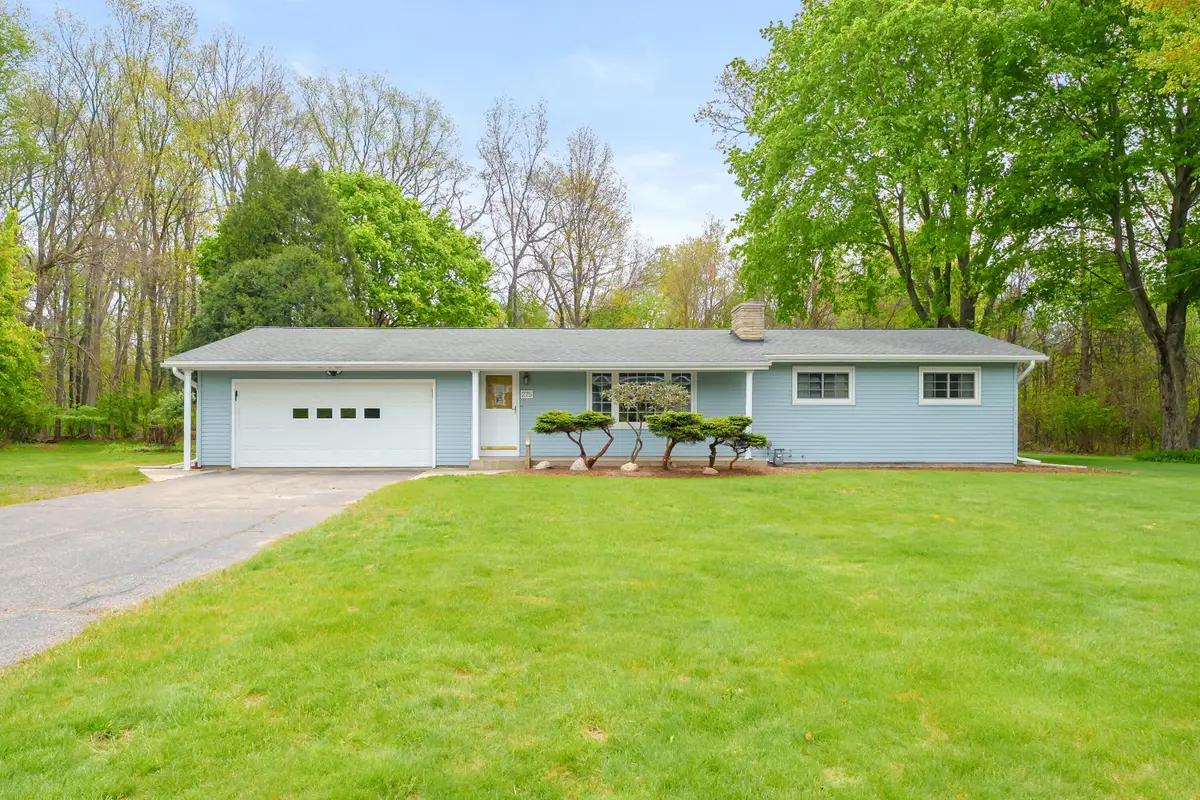 275 Beaumont Drive, Battle Creek, MI 49014 - #1