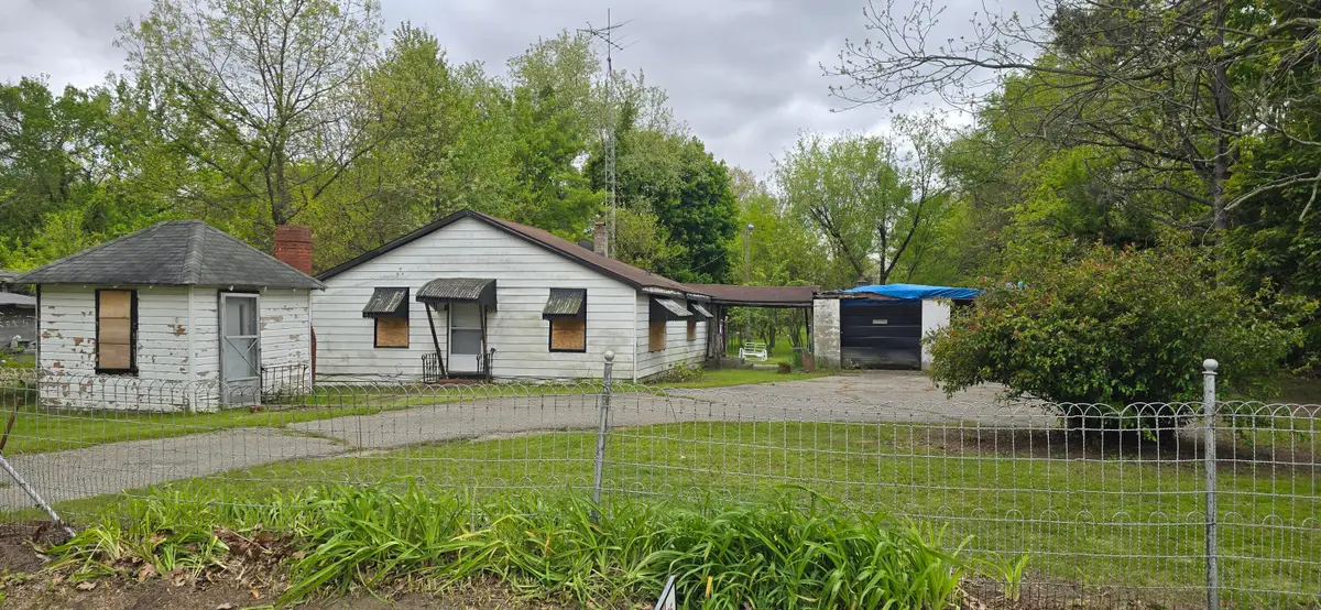 17881 S River Road, Lockport, MI 49093 - #1