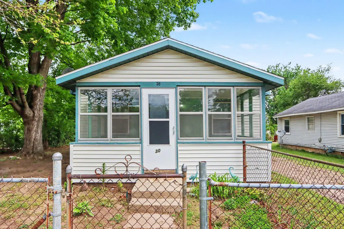 30 Avenue B, Springfield, MI 49037 - #1