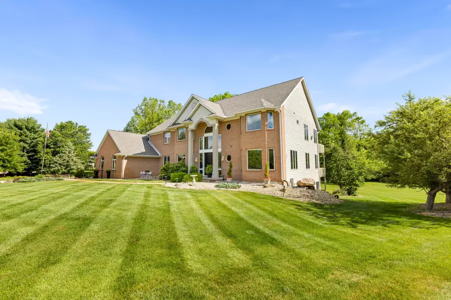 120 Castleridge Drive, Battle Creek, MI 49015 - #2
