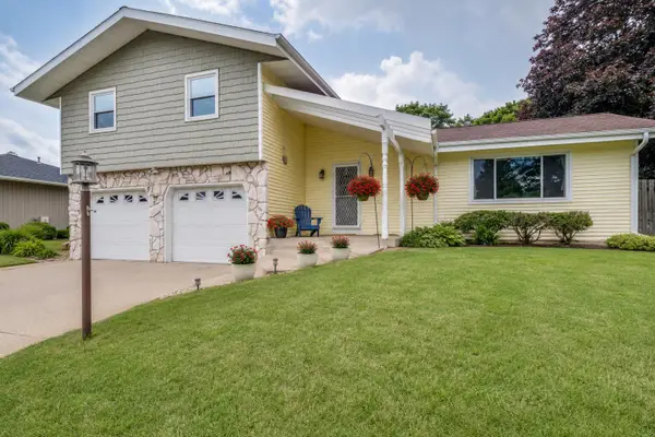 138 Grand Castle Terrace, BattleCreek, MI 49014