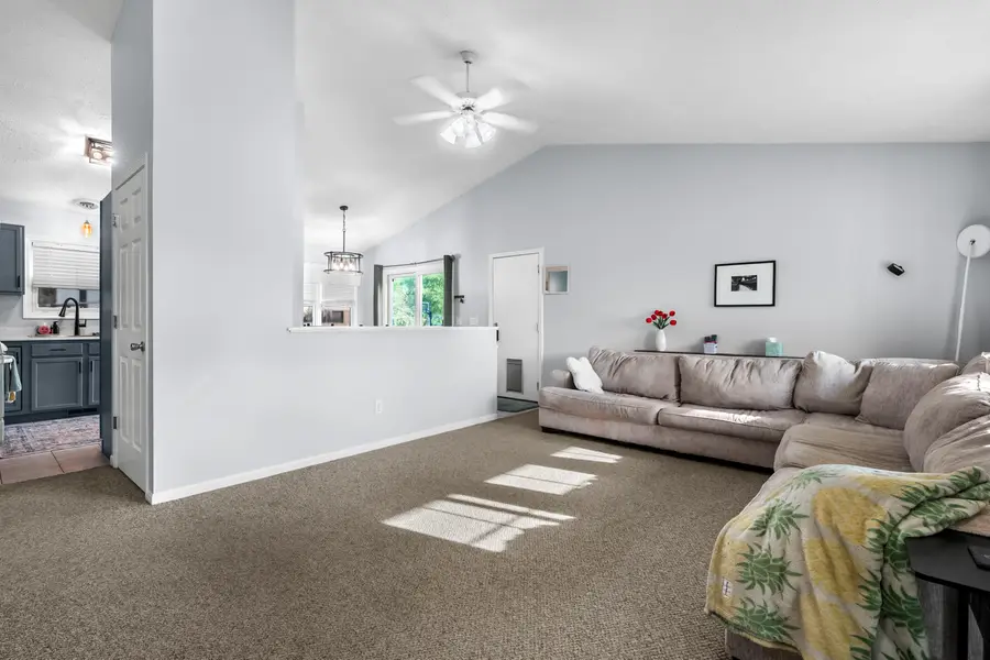 150 Gull Pointe Drive, Level Park Oak Park, MI 49017 - #3